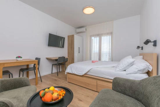 Apartmán Střední Dalmácie - Jesenice DA 17407 N3