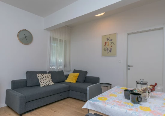 Apartmán Střední Dalmácie - Jesenice DA 17407 N4
