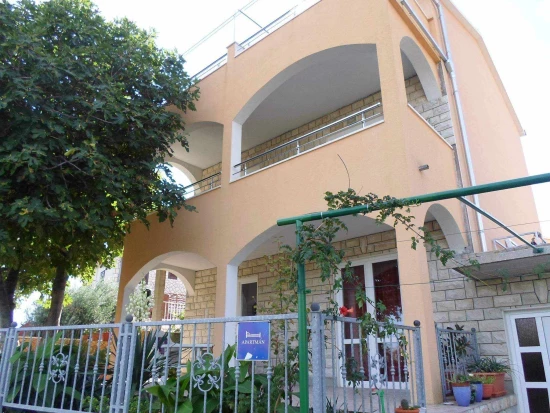 Apartmán Střední Dalmácie - Okrug Gornji DA 17417 N2