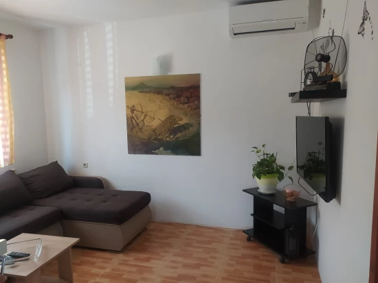 Apartmán Střední Dalmácie - Okrug Gornji DA 17417 N2
