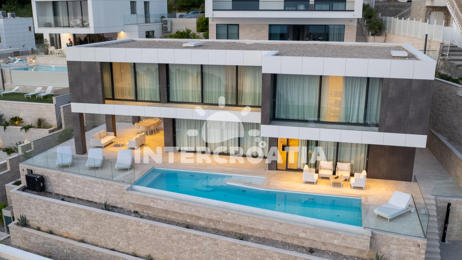 Vila Střední Dalmácie - Baška Voda DA 17423 N1