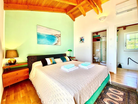 Vila Kvarner - Sveta Jelena KV 10326 N1