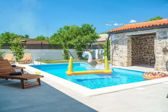 Vila UNKNOWN 7000 N1