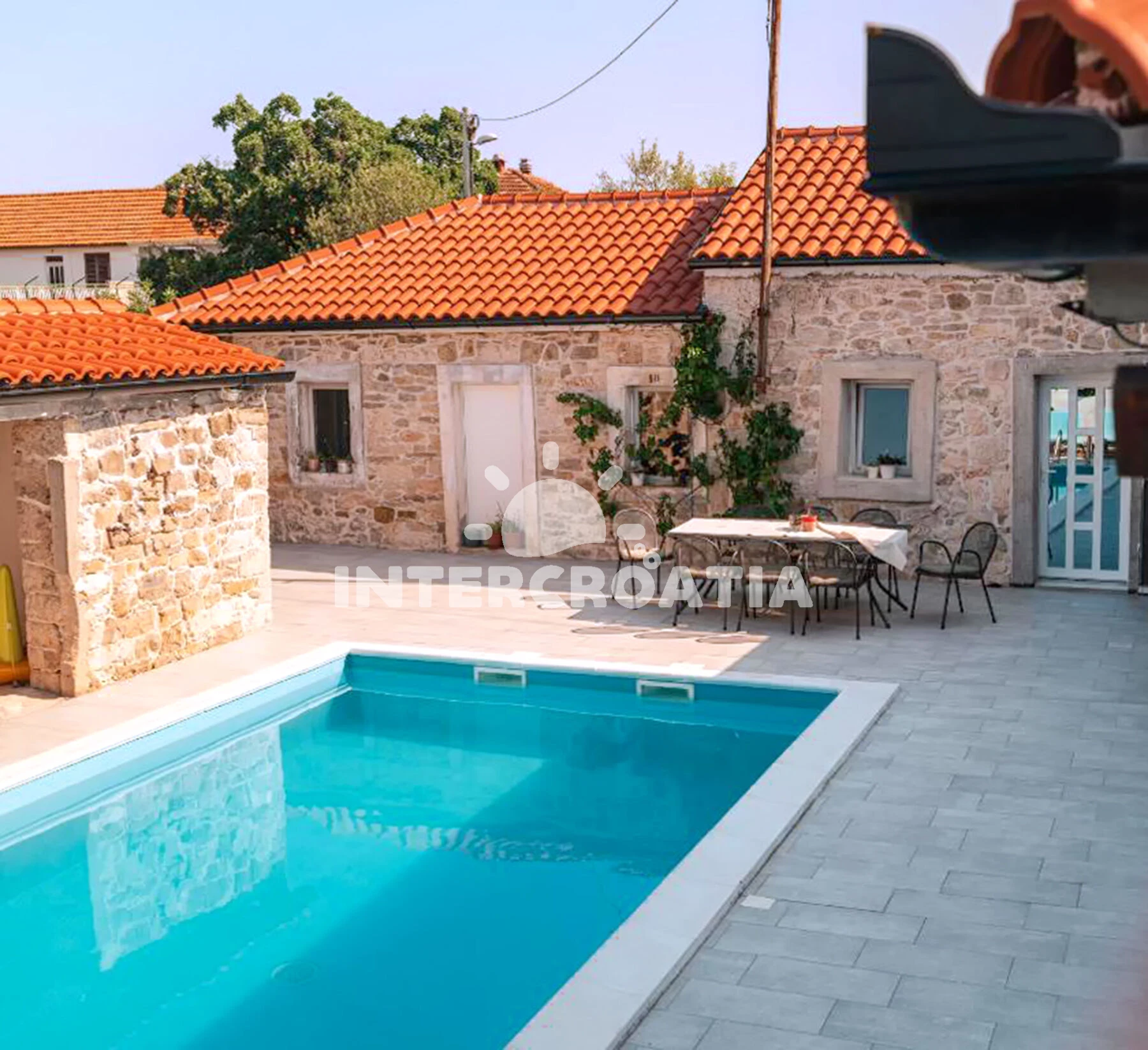 Vila UNKNOWN 7000 N1