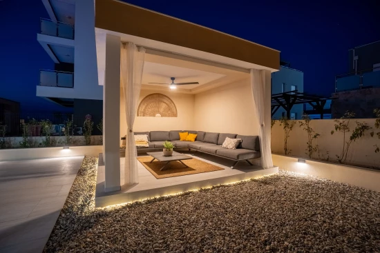 Vila Severní Dalmácie - Privlaka DA 17440 N1