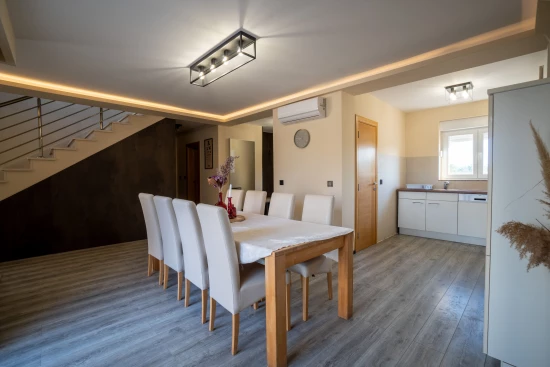 Vila Severní Dalmácie - Privlaka DA 17440 N1