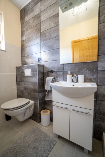 Vila Severní Dalmácie - Privlaka DA 17440 N1