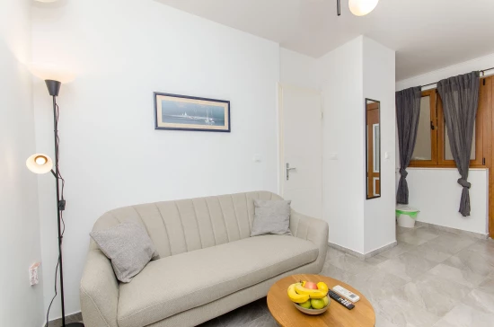 Apartmán Střední Dalmácie - Kaštela DA 17450 N1
