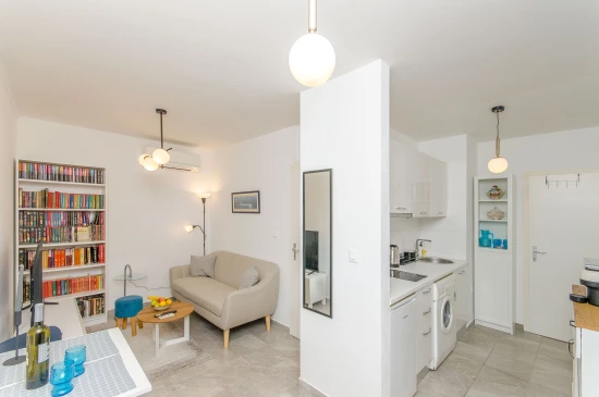 Apartmán Střední Dalmácie - Kaštela DA 17450 N1
