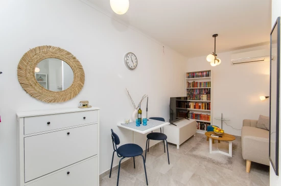 Apartmán Střední Dalmácie - Kaštela DA 17450 N1
