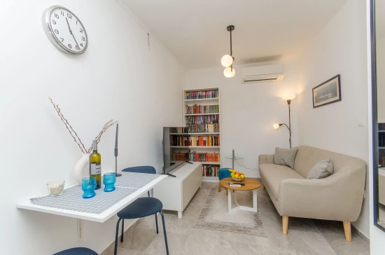 Apartmán Střední Dalmácie - Kaštela DA 17450 N1