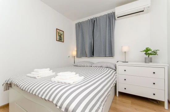 Apartmán Střední Dalmácie - Kaštela DA 17450 N1