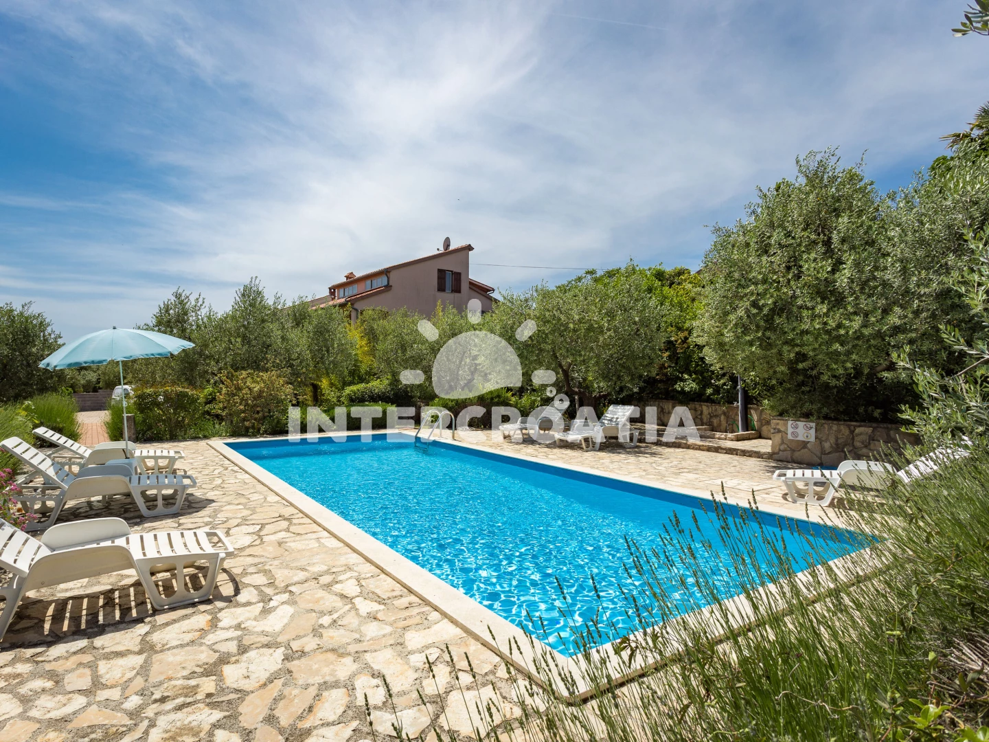 Apartmán IS 8113 N2