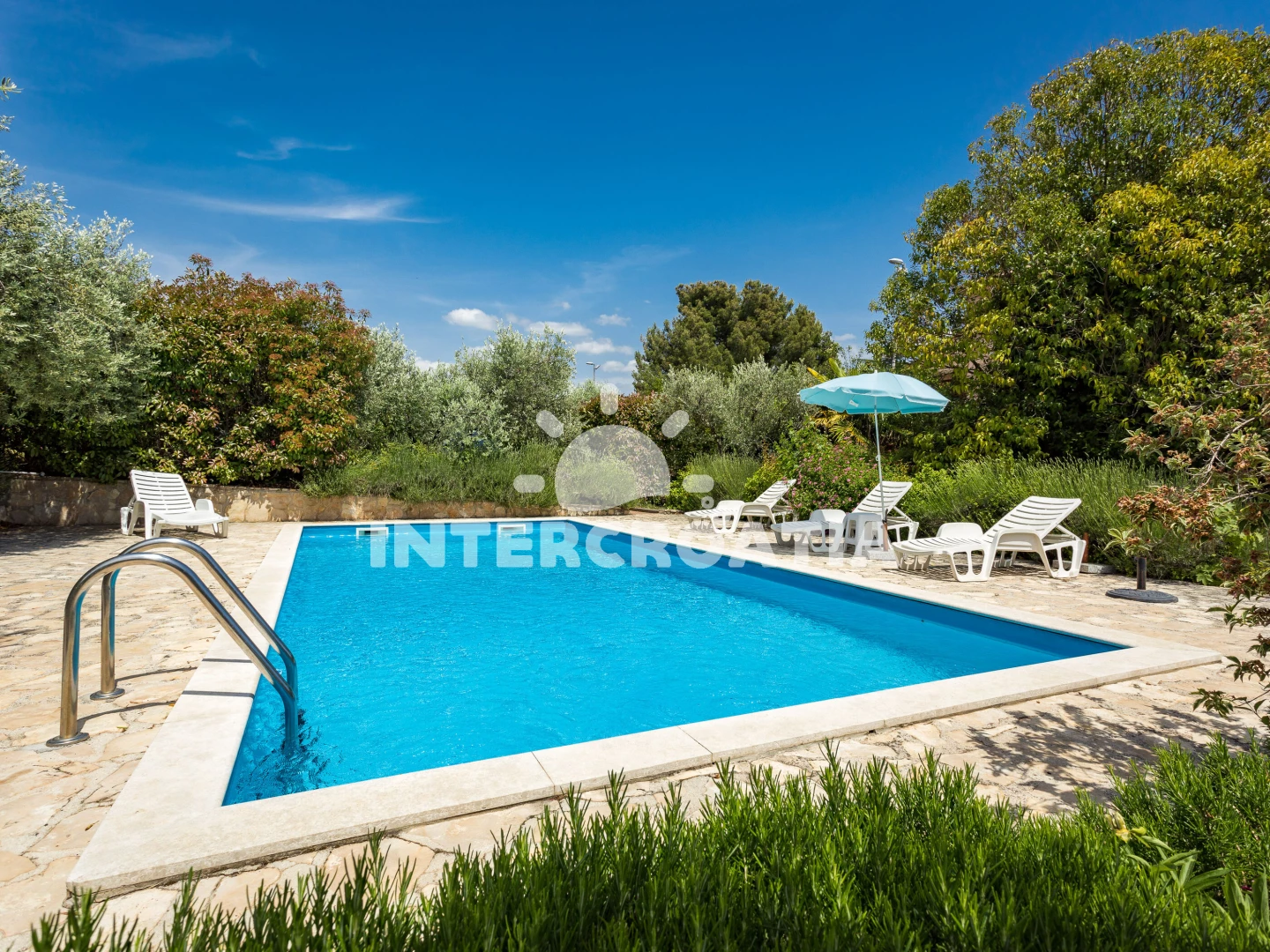 Apartmán IS 8113 N2