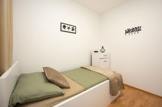 Apartmán Střední Dalmácie - Okrug Gornji DA 17457 N1