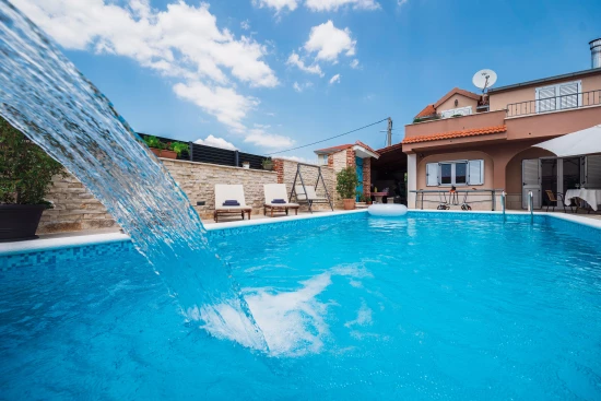 Vila Střední Dalmácie - Šestanovac DA 17458 N1