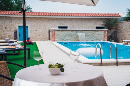 Vila Střední Dalmácie - Šestanovac DA 17458 N1