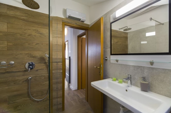 Vila Střední Dalmácie - Šestanovac DA 17458 N1