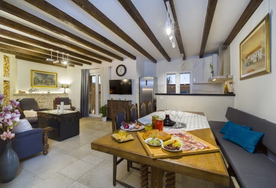 Vila Střední Dalmácie - Šestanovac DA 17458 N1