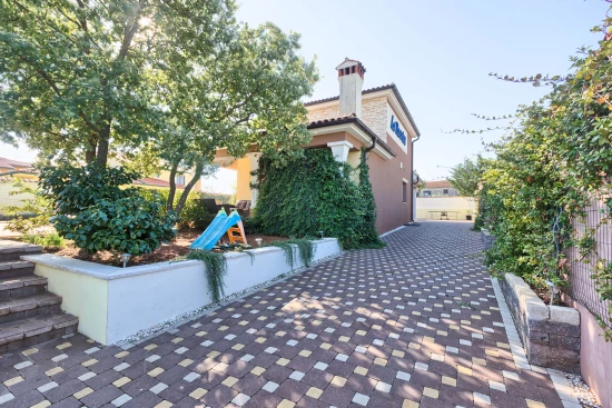 Vila Istrie - Vodnjan (Pula) IS 8115 N1