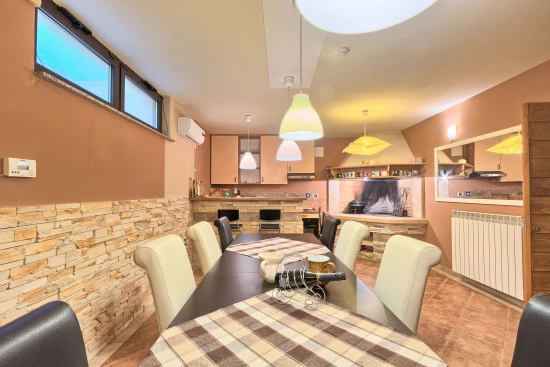 Vila Istrie - Vodnjan (Pula) IS 8115 N1