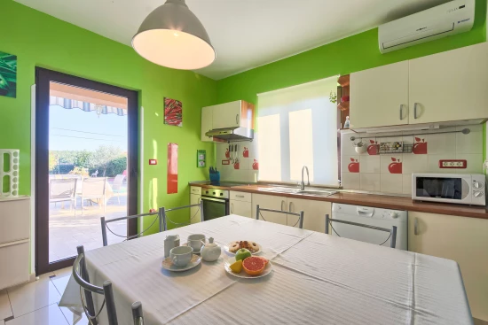 Vila Istrie - Vodnjan (Pula) IS 8115 N1