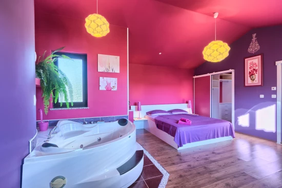 Vila Istrie - Vodnjan (Pula) IS 8115 N1