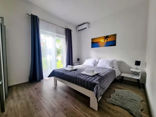 Domek Ostrov Pašman - Nevidane OS 12330 N1