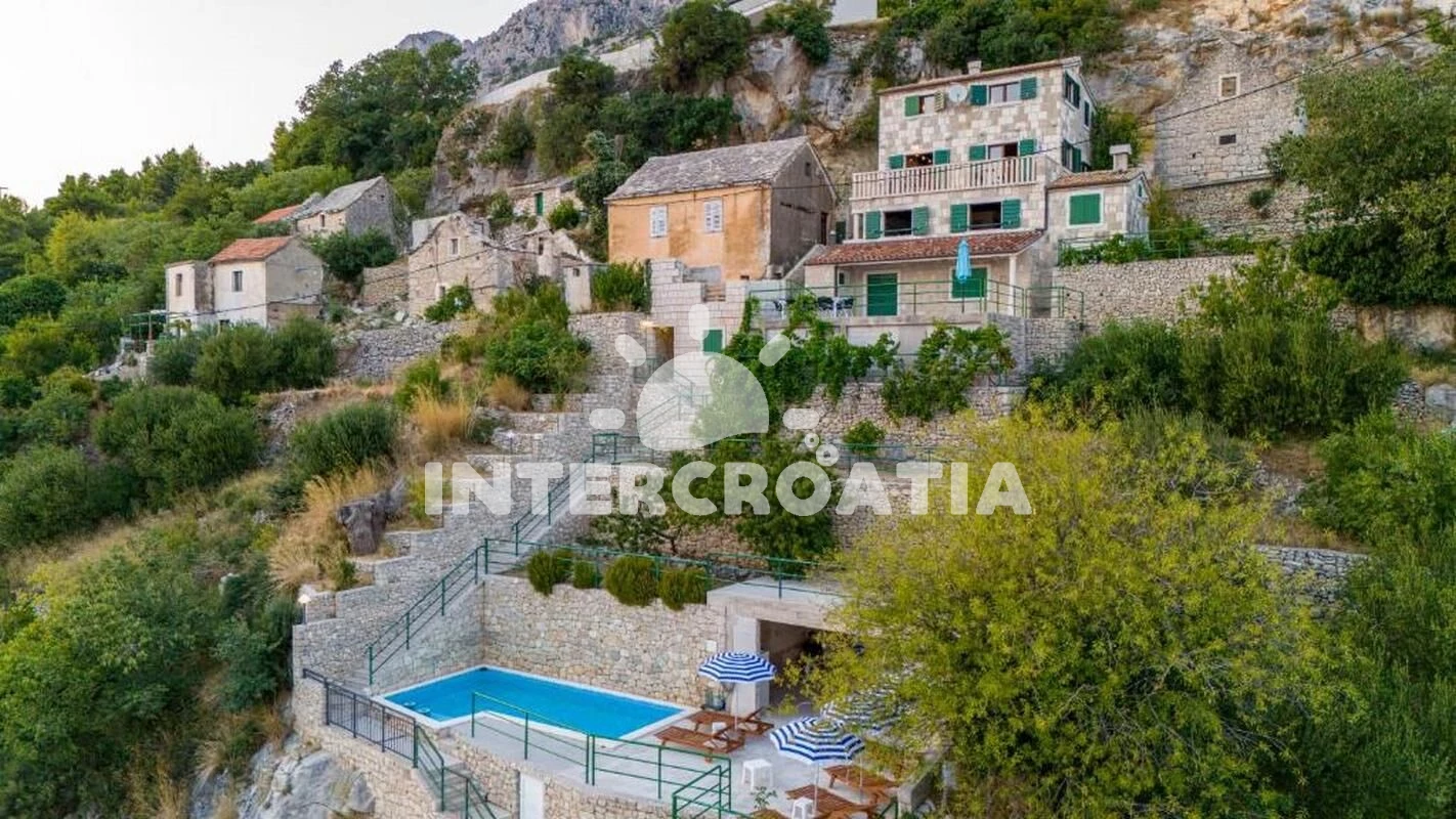 Apartmán Střední Dalmácie - Brela DA 17472 N1