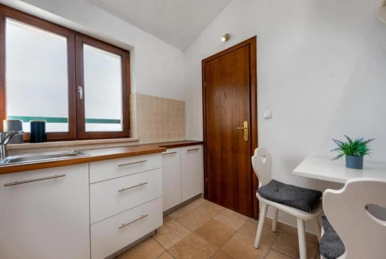 Apartmán Střední Dalmácie - Brela DA 17472 N1