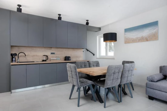 Vila Ostrov Brač - Povlja OS 12333 N1