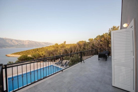 Vila Ostrov Brač - Povlja OS 12333 N1