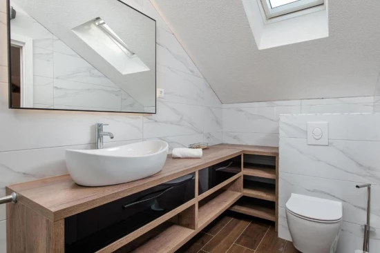 Vila Ostrov Brač - Povlja OS 12333 N1