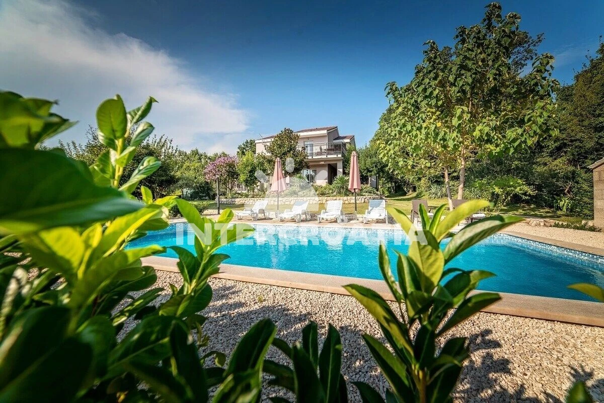 Vila UNKNOWN 7000 N1