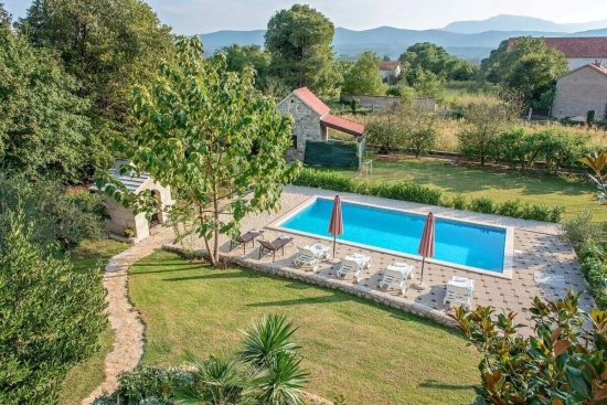 Vila UNKNOWN 7000 N1