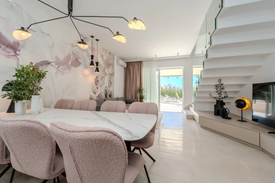 Vila Severní Dalmácie - Šibenik DA 17480 N1