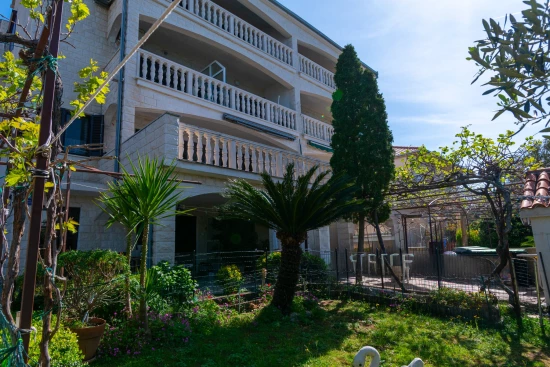 Apartmán Střední Dalmácie - Okrug Gornji DA 17485 N1