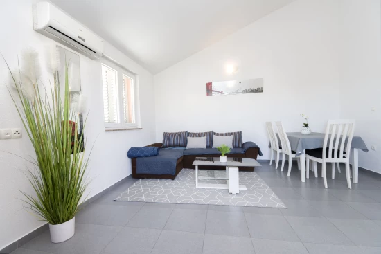 Apartmán Severní Dalmácie - Tribunj (Vodice) DA 17499 N1