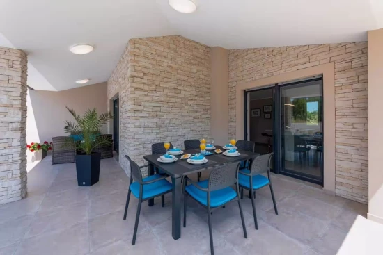 Vila Istrie - Barban IS 8129 N1
