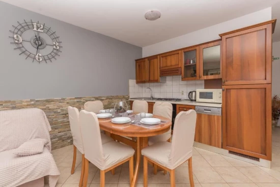 Apartmán Střední Dalmácie - Brela DA 17510 N2