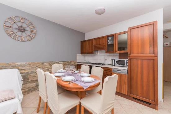 Apartmán Střední Dalmácie - Brela DA 17510 N3