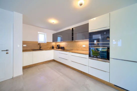 Vila Ostrov Krk - Malinska OS 12350 N1