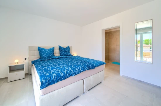 Vila Ostrov Krk - Malinska OS 12350 N1