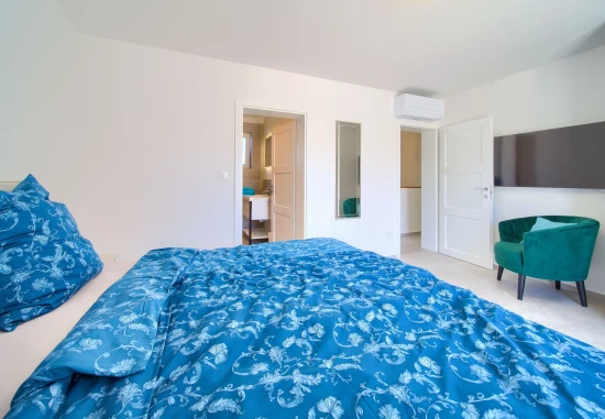 Vila Ostrov Krk - Malinska OS 12350 N1