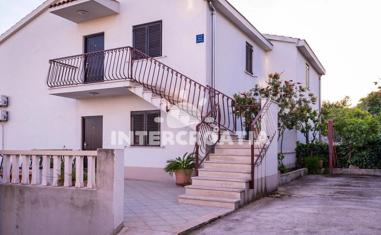 Apartmán Střední Dalmácie - Okrug Gornji DA 17526 N1