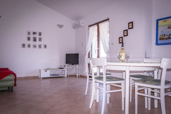 Apartmán Střední Dalmácie - Okrug Gornji DA 17526 N1