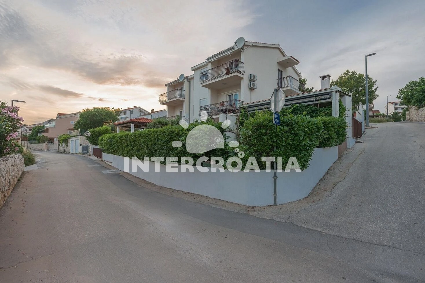 Apartmán Střední Dalmácie - Okrug Gornji DA 17526 N2