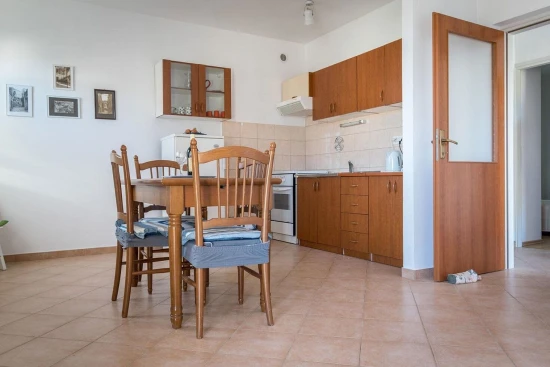Apartmán Střední Dalmácie - Okrug Gornji DA 17526 N2