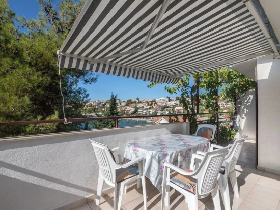 Apartmán Střední Dalmácie - Okrug Gornji DA 17527 N1