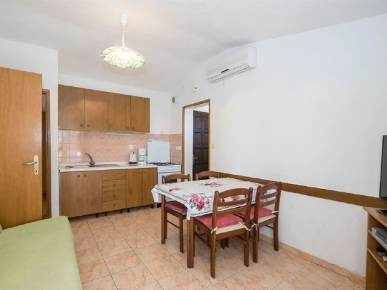 Apartmán Střední Dalmácie - Okrug Gornji DA 17527 N1